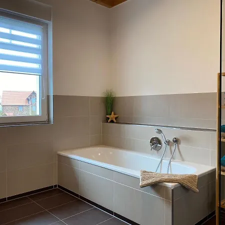 Marlen Daire Naumburg (Hessen)